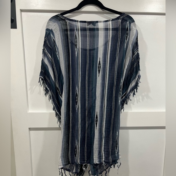 Lagaci beach cover up - Picture 4 of 6